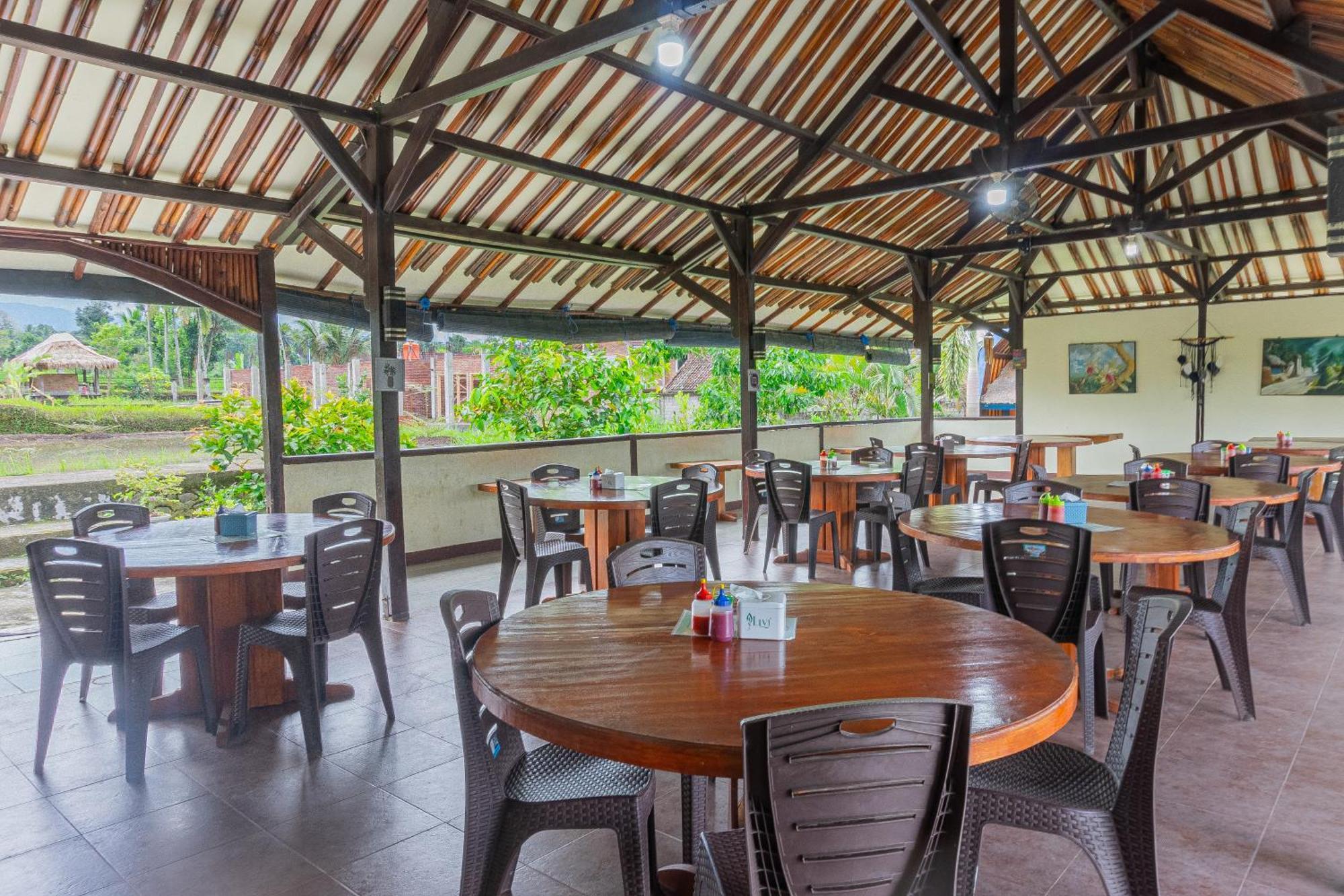 Green Orry Inn Тетебату Экстерьер фото