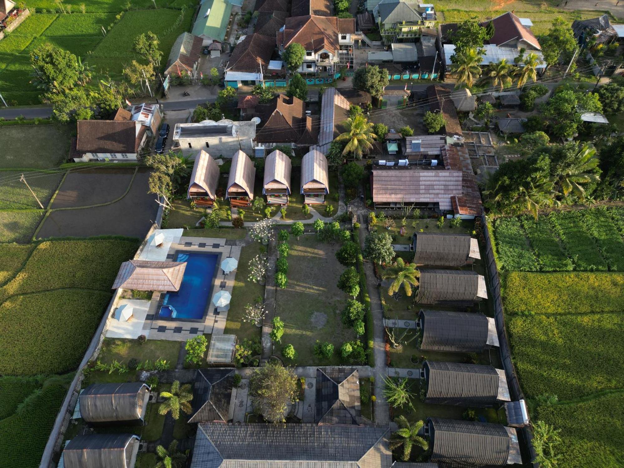 Green Orry Inn Тетебату Экстерьер фото